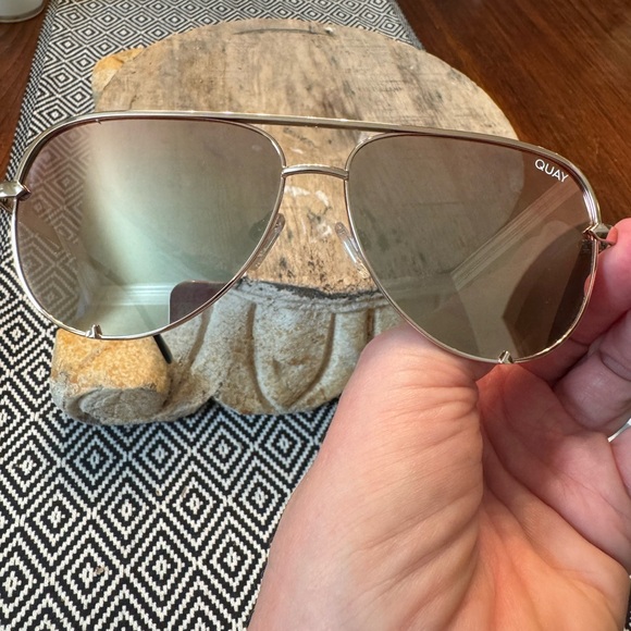 Quay High Key Sunglasses - Picture 8 of 8